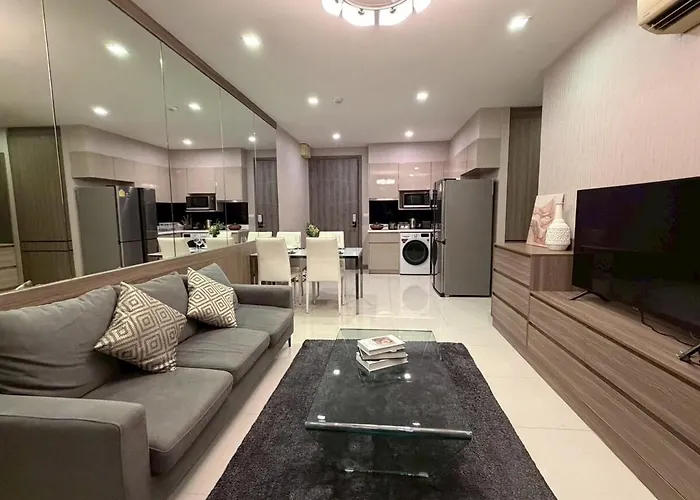 2 Bed 2 Bath Luxury Convention Center *